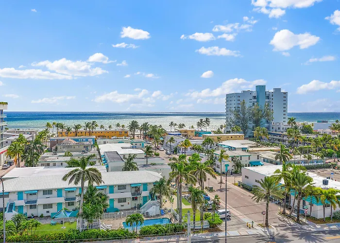 Hollywood Beachside Boutique Suite